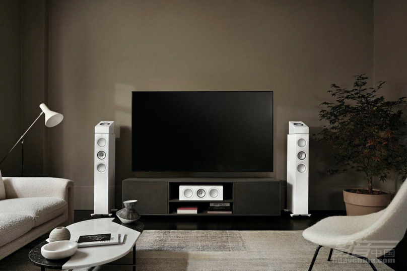 201-KEF-R-SERIE-META-06.JPG