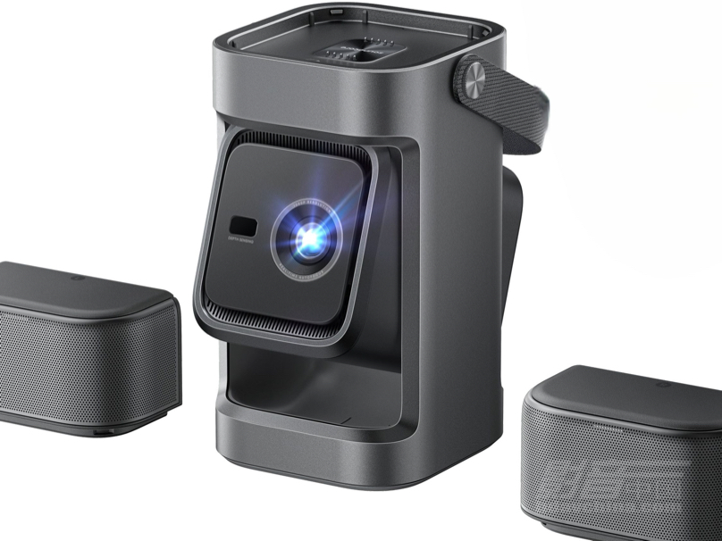 906Soundcore by Anker Nebula P1.JPG